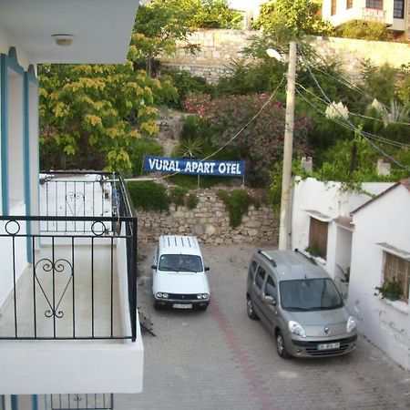 Cesme Vural Apart Hotel Buitenkant foto