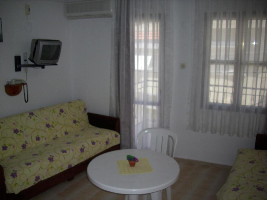 Cesme Vural Apart Hotel Kamer foto